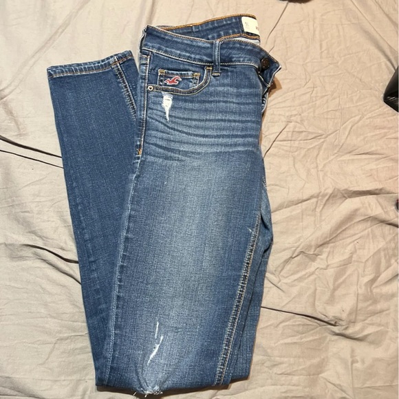 Hollister Jeans - Picture 3 of 8